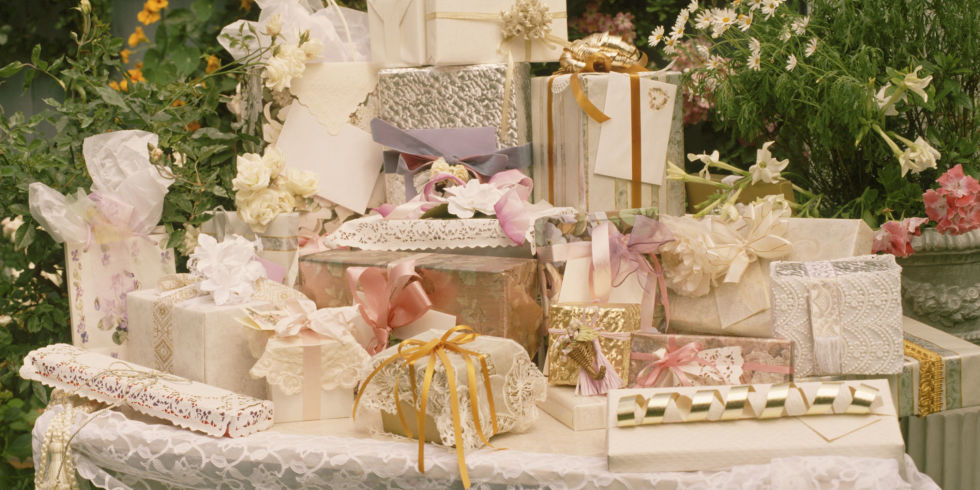 Must-Have Wedding Gift Registry Items
